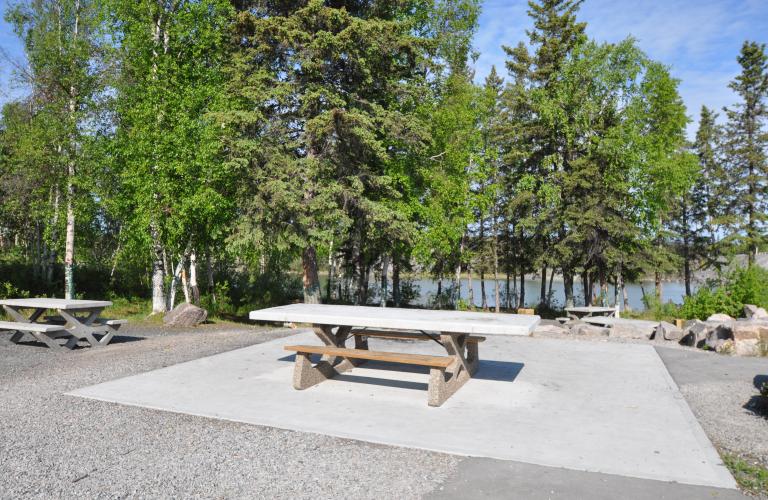 YK-R-DayUse-AccessiblePicnicTable