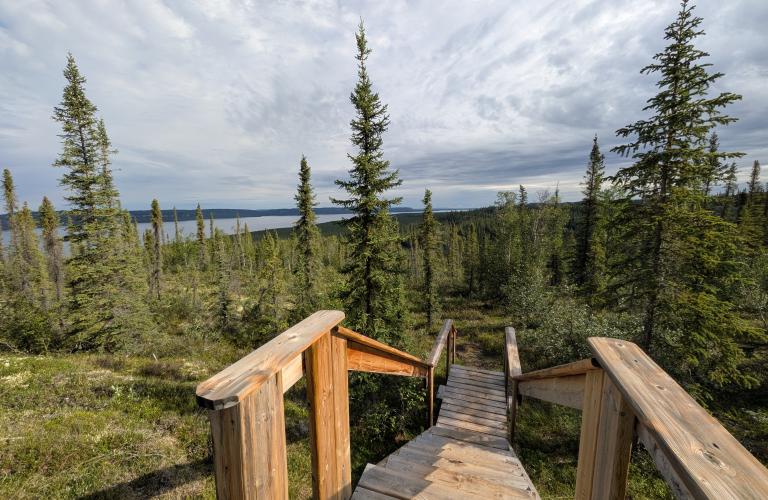 Gwich'in - Tithegeh Chii Vitaii Lookout