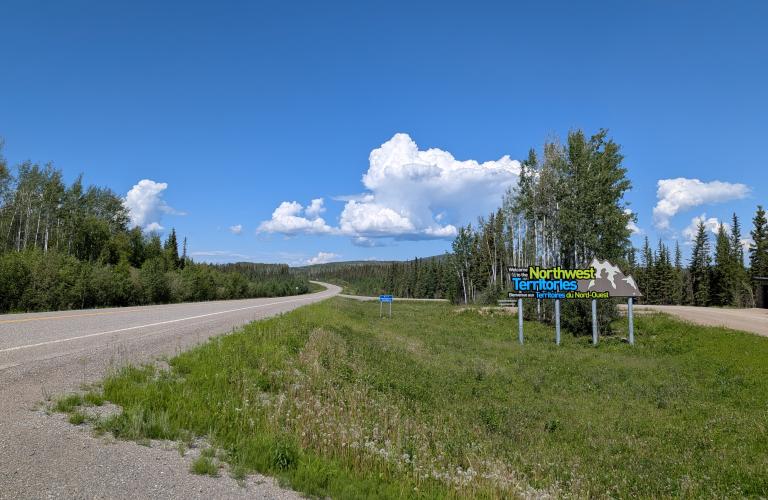 NT-BC border sign