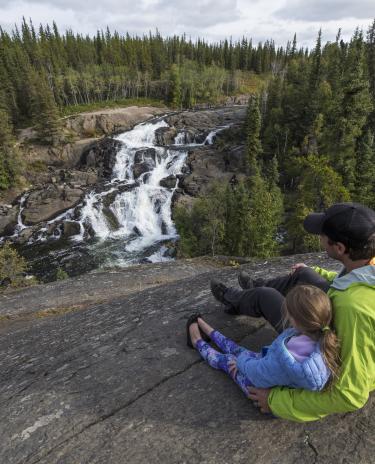 Cameron falls view, family